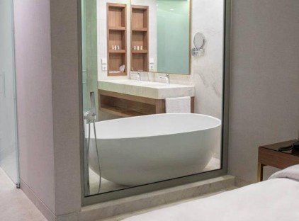 تور کیش هتل آریا تورنگار