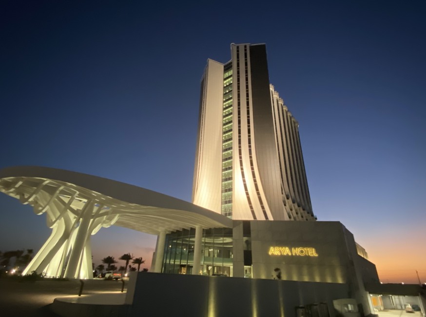 تور کیش هتل آریا تورنگار