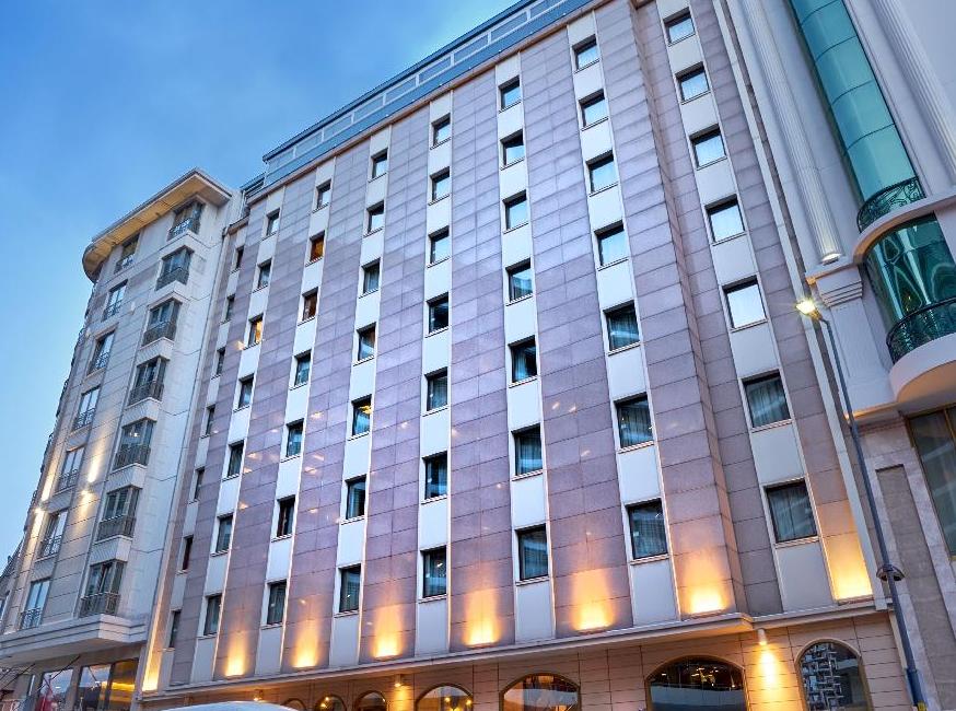 تور هتل فرونیا استانبول تورنگار