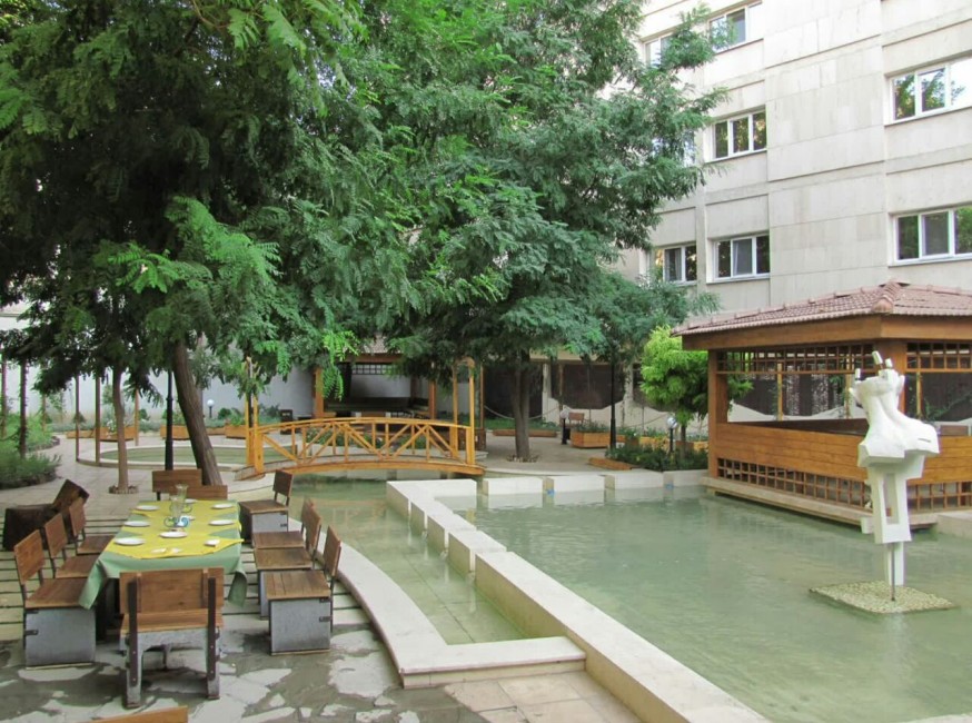 تور مشهد هتل تهران تورنگار