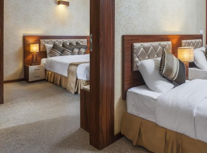 تور مشهد هتل حلما تورنگار