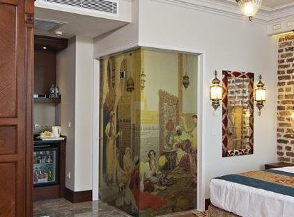 تور هتل آزاده پریمیر استانبول تورنگار