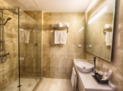 تور مشهد هتل ضیافت الزهرا تورنگار