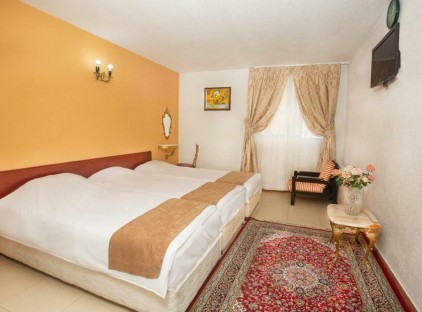 تور مشهد هتل امینیان تورنگار