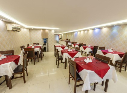 تور مشهد هتل مهر و ماه (سهند دو) تورنگار