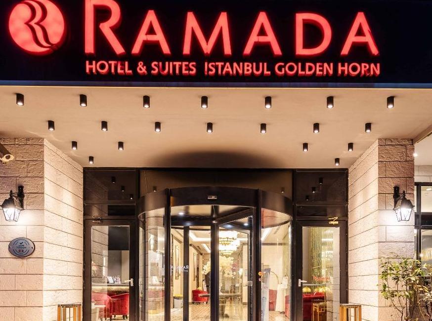 تور هتل رامادا بای ویندهام استانبول گلدن هورن تورنگار