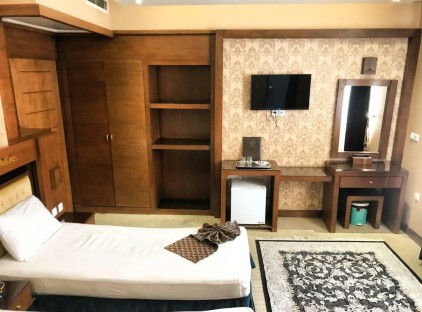 تور مشهد هتل ذاکر تورنگار