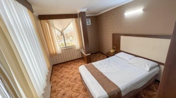 تور مشهد هتل سفیران