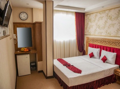 تور مشهد هتل مهانپذیر علمدار تورنگار