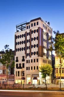 تور هتل تکسیم‌تاون استانبول