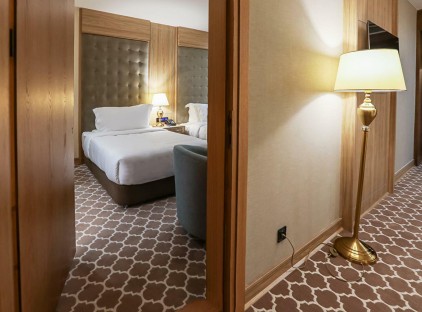 تور مشهد هتل میثاق ملل تورنگار