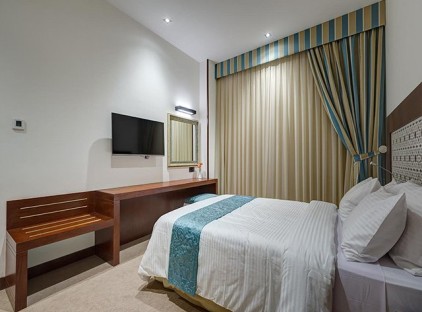 تور مشهد هتل نگین پاسارگاد تورنگار