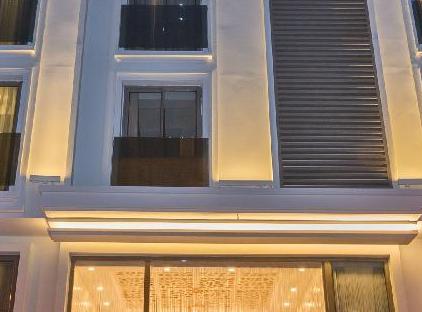 تور هتل بیستون استانبول تورنگار