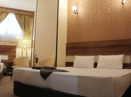 تور مشهد هتل انقلاب تورنگار