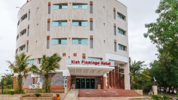 تور کیش هتل فلامینگو