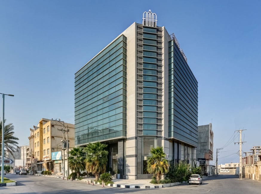 تور قشم هتل آوینا تورنگار